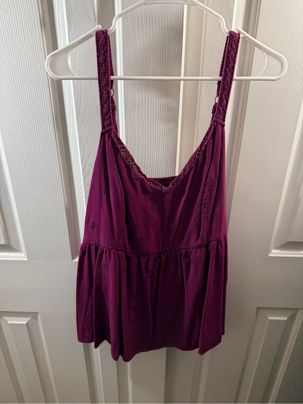 Torrid Women’s Sleeveless Lace-Trim Tank Top in Plum